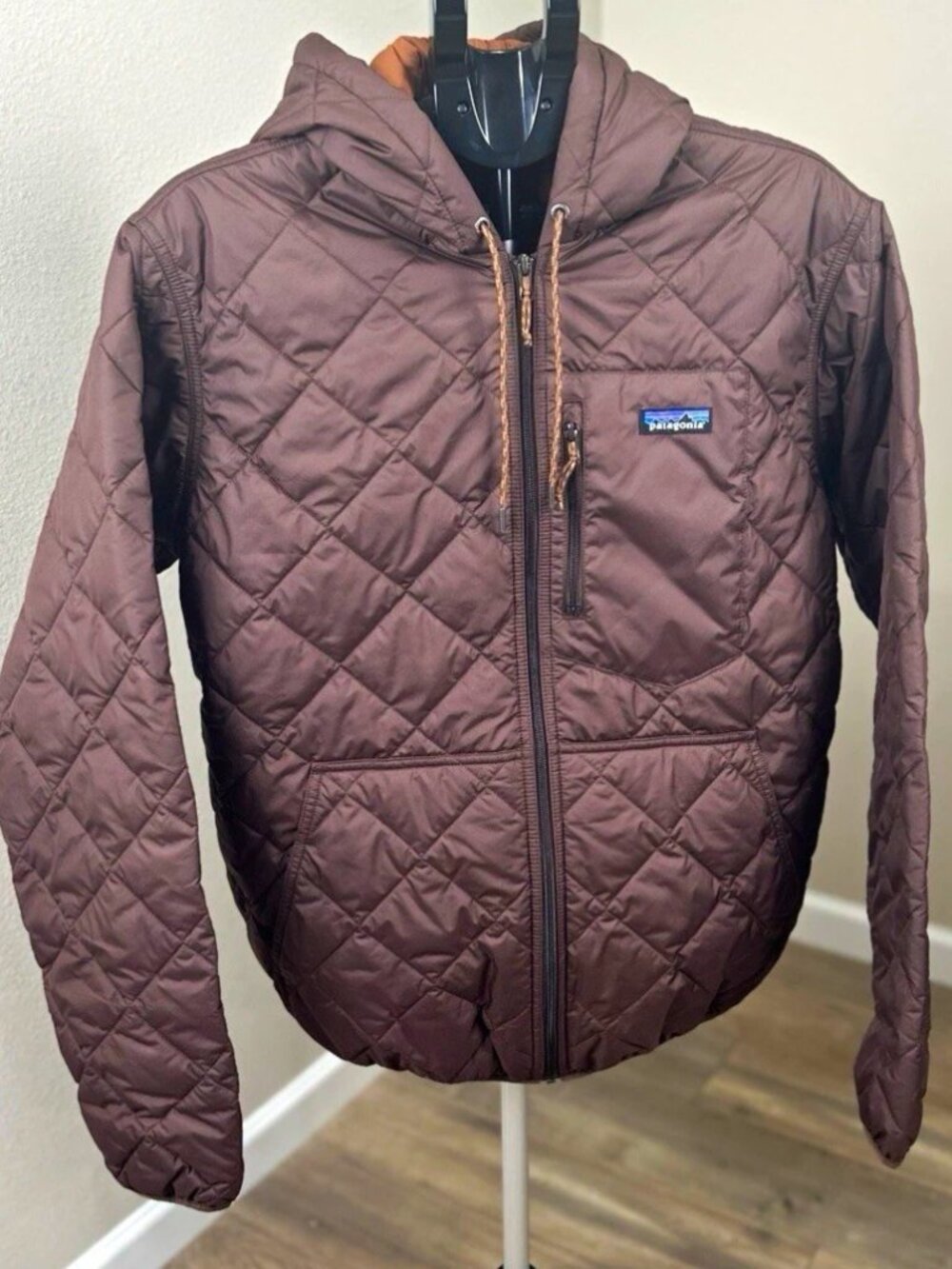 Patagonia Men’s L Diamond Quilted Bomber Hoody Brown Insulated Jacket